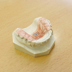 初期治療に用いる装置の写真